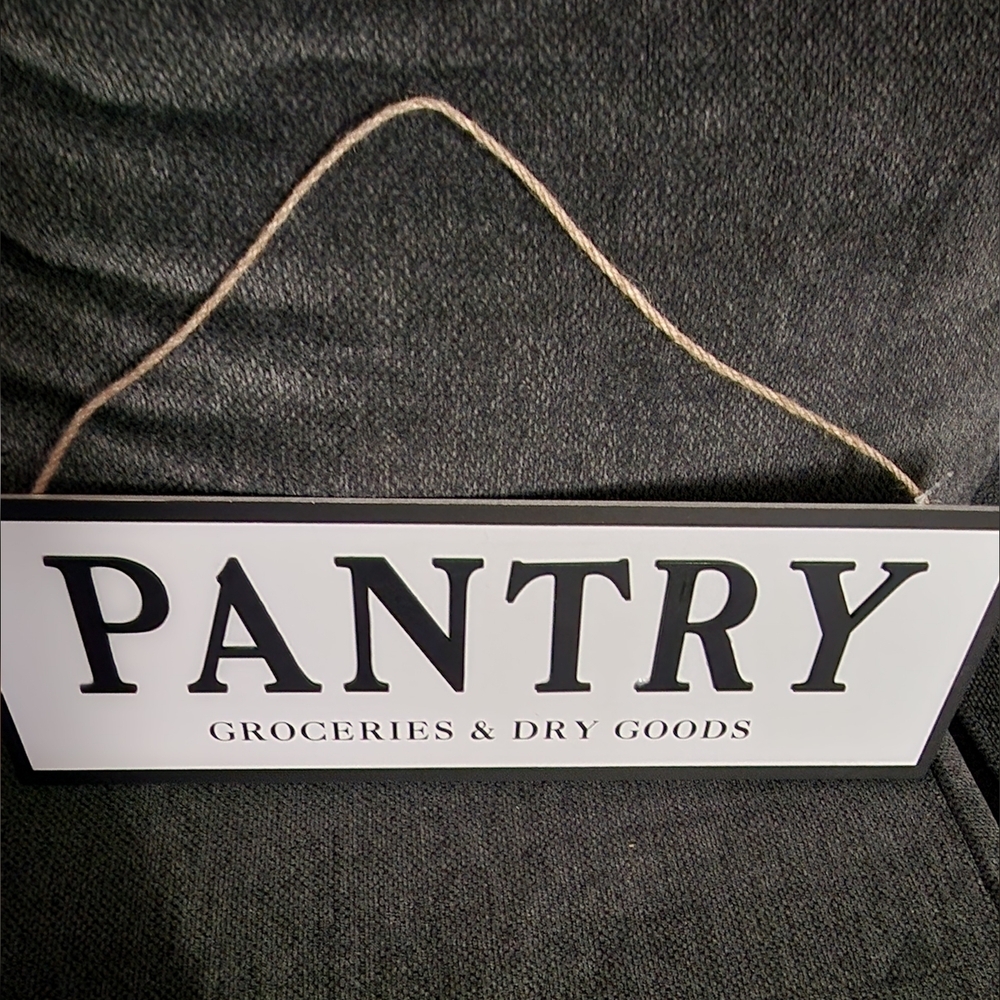 3 Decorative Wall Signs. Laundry, Pantry , And Laundry Symbols Guide - Picture 4 of 5